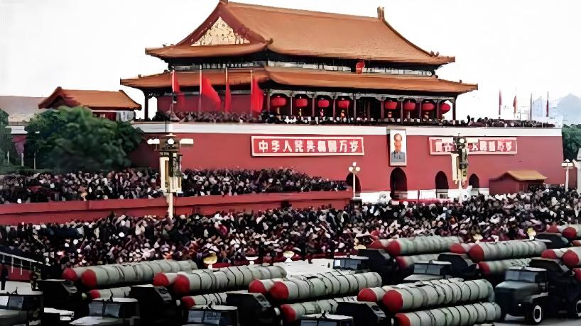 中国史上“最牛的2次阅兵”相隔500年，一次震撼亚洲，一次惊艳世界