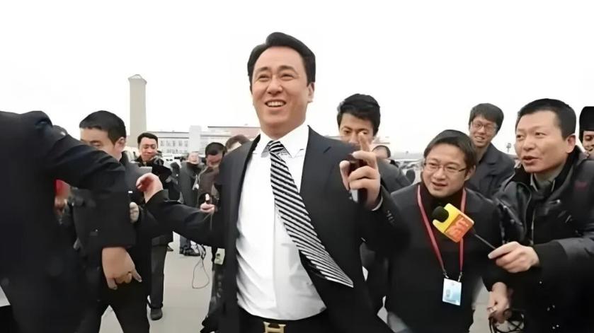 恒大2.44万亿债务大审判：许家印认罪了，然后呢？