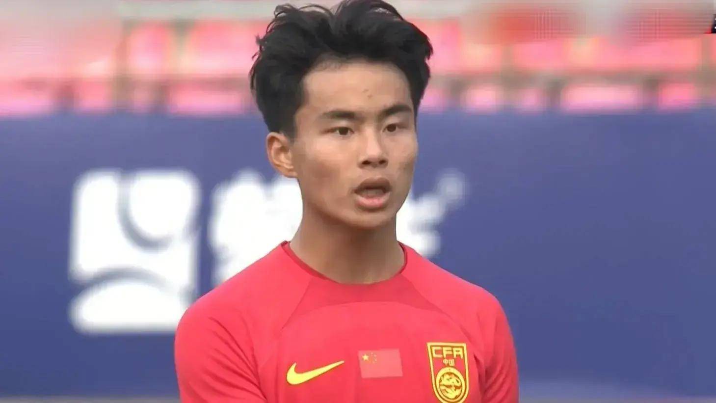 主张首签权不成立，恒大足校利用舆论道德绑架！赔偿标准45.5万