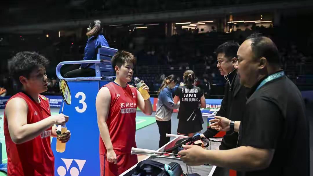 马来西亚羽毛球公开赛：刘圣书/谭宁击败日本组合挺进女双四强