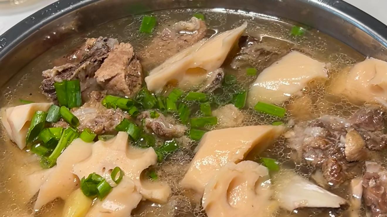 排骨藕汤 鲜醇里的烟火情