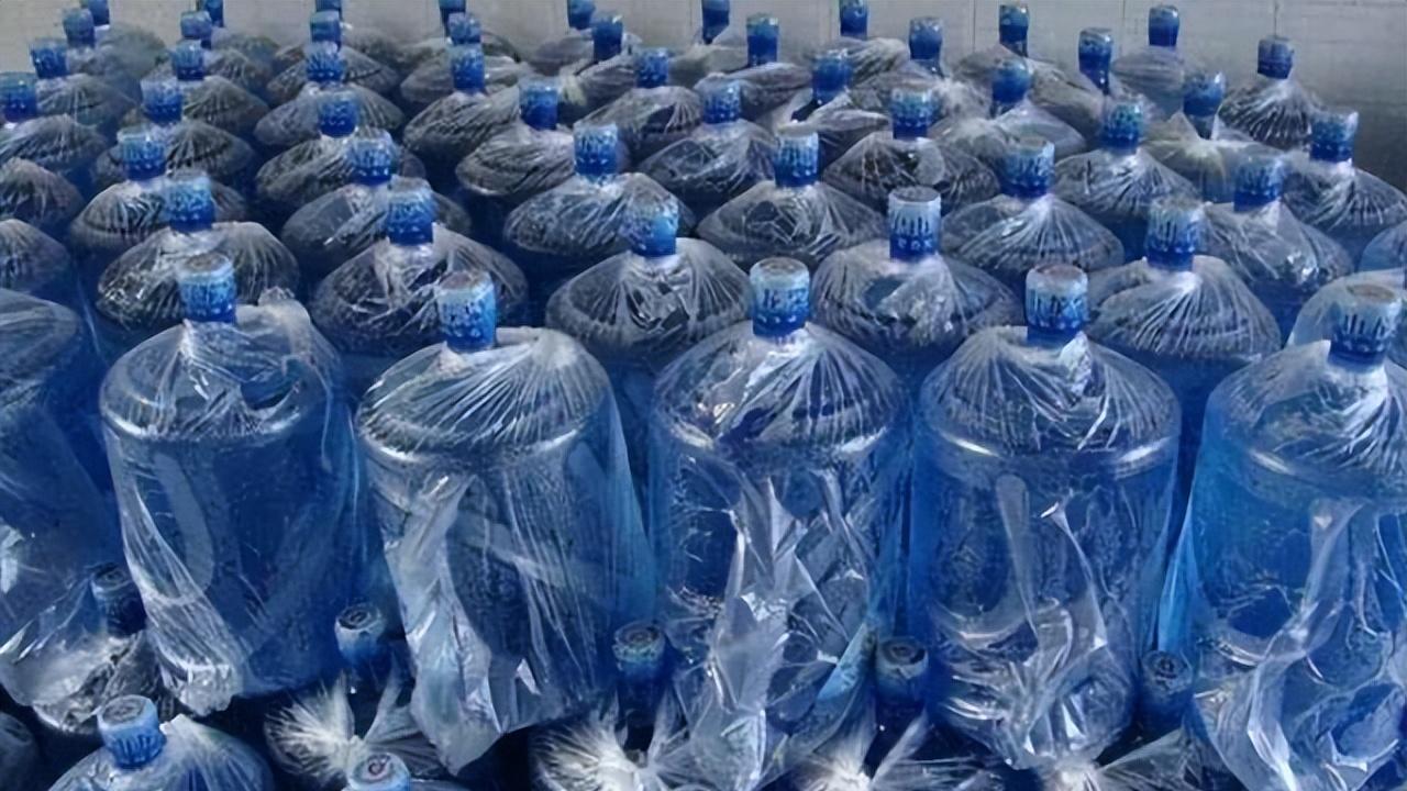 你现在喝得“蓝色桶装水”，要注意了