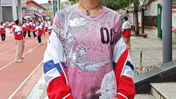 潮寰运动工作日常：收到贵州女学生的球衣返图了