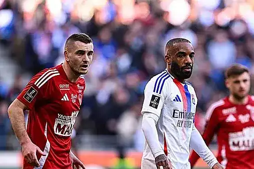 1月18今日足球赛事解析：未来体育 VS 利雅新月+里昂VS布雷斯特