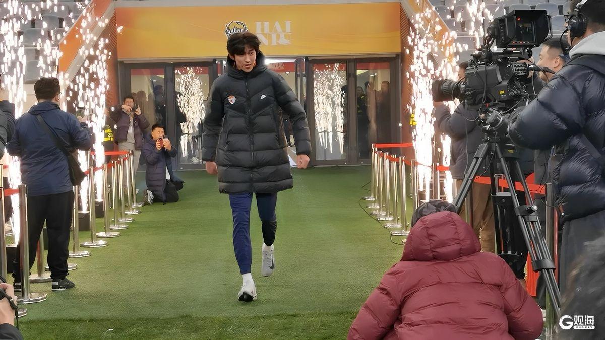 青岛海牛客战“领头羊”，主帅米兰：全力争胜