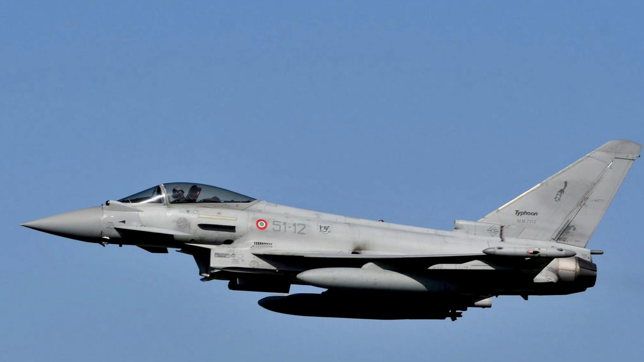 6.5亿英镑升级“台风”战机，英国是“真有料”还是“打肿脸”？