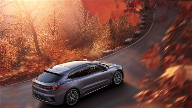 30万预算买什么车？焕新极氪001解锁年轻人购车优选