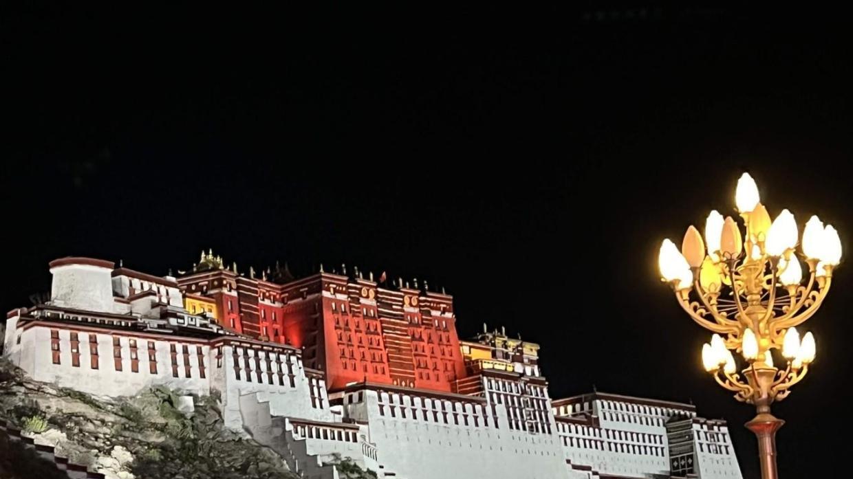 独属于拉萨的布达拉宫广场之夜（广场）