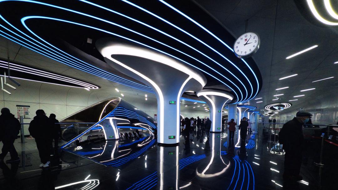 坐上地铁15号线，穿越“宇宙车站”，吃遍私藏美味！