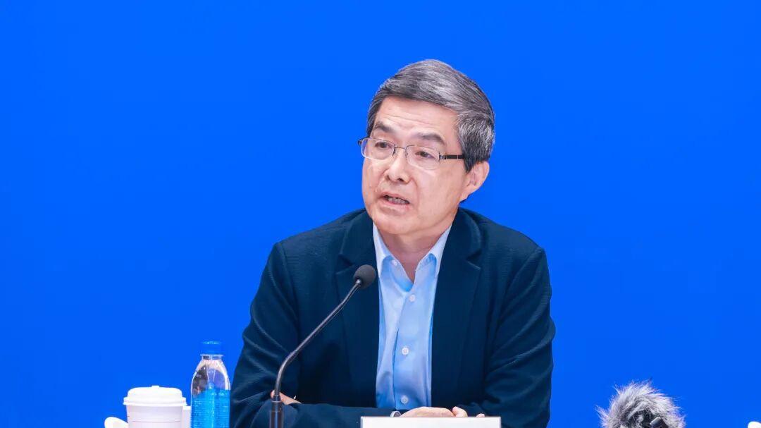 欧阳明高院士：汽车“内卷”已到转折点，技术厚度才是定价权