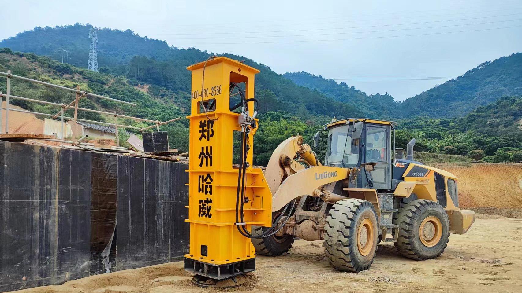 只靠“砸”：高速液压夯实机如何坐上压实家族的第二把交椅？