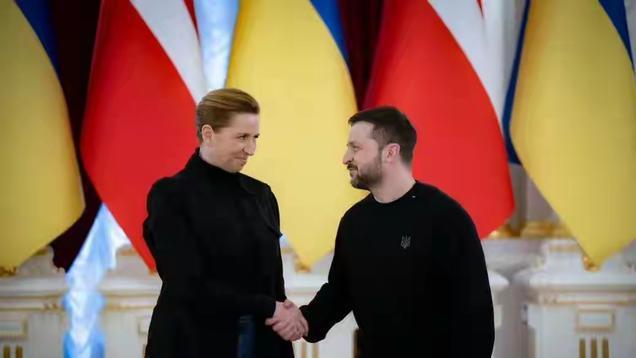 丹麦援乌超百亿，没捞着好处还要弄丢格陵兰岛？没钱没人怎护周全