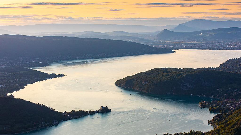 蝴蝶大乐透26010期分析，本期来看，可以考虑一下温码开出2到3个情况