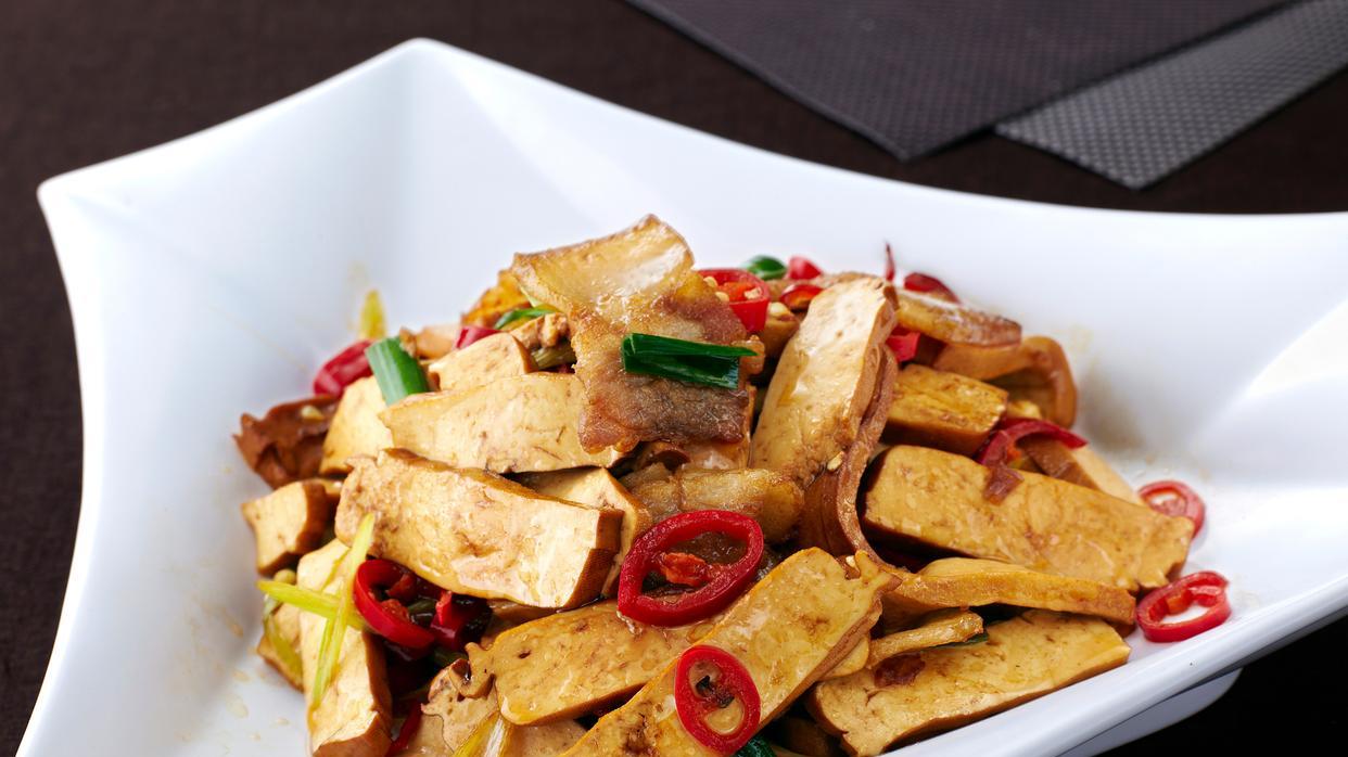 面馆小炒香干里的烟火密码