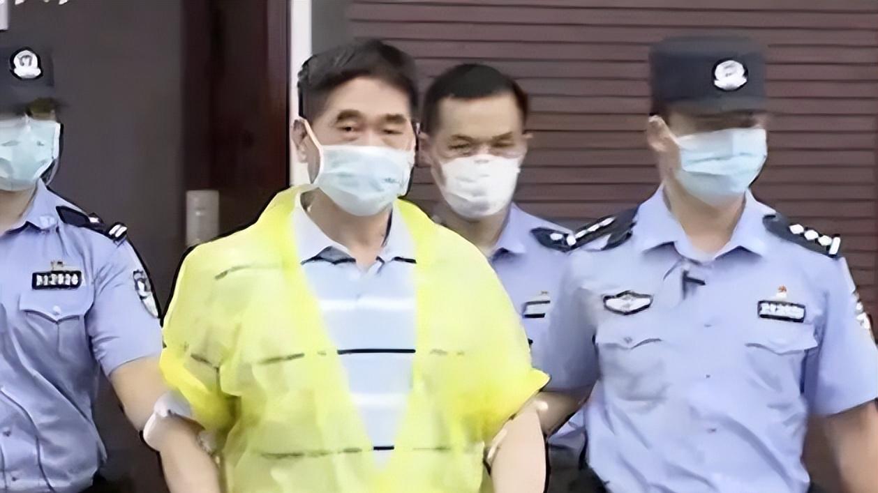 疑似《暗恋者的救赎》原型，千亿地产公司董事长猥亵9岁女童，现实比电视剧更魔幻