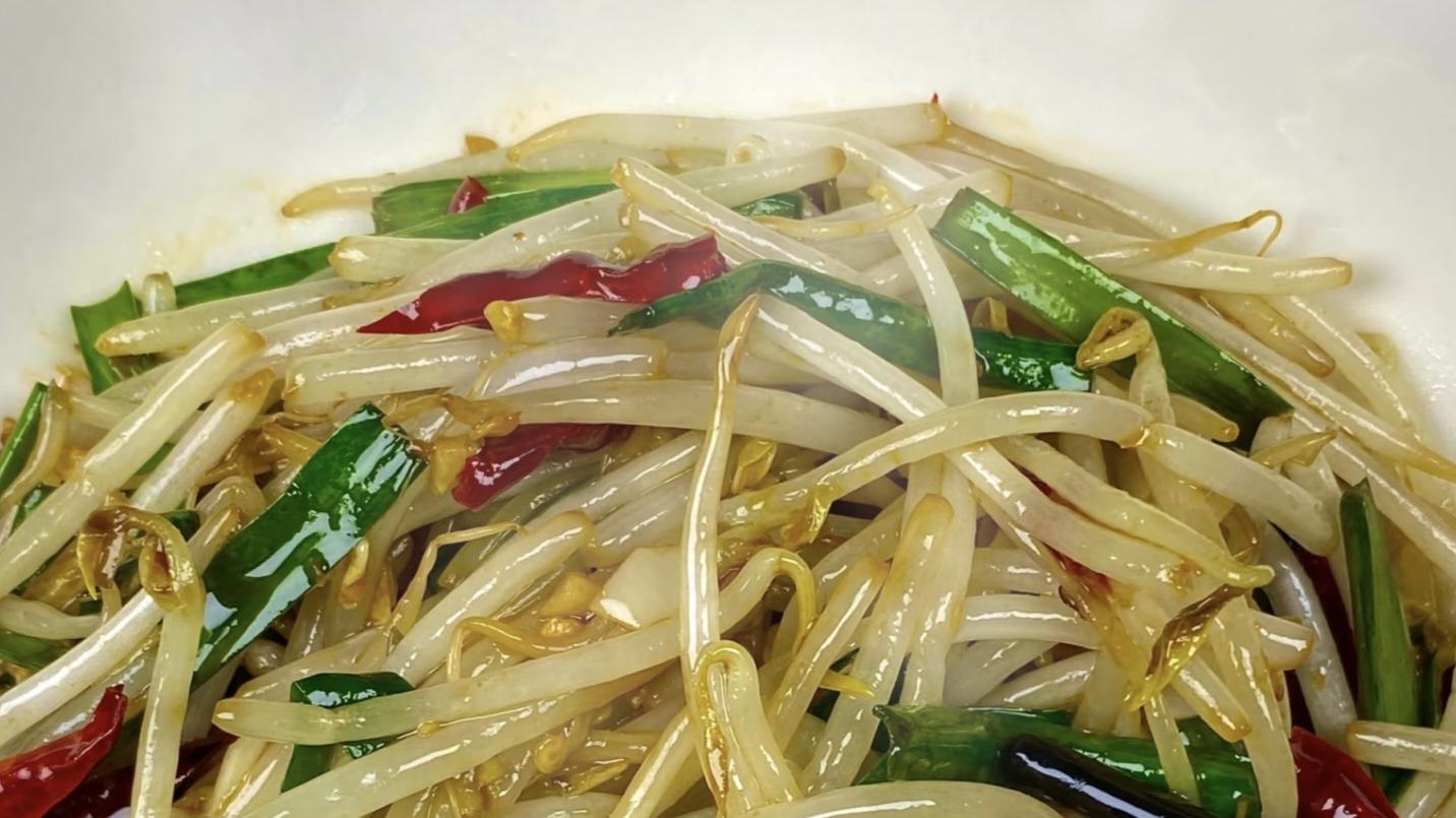 5分钟搞定脆嫩鲜香的韭菜炒豆芽