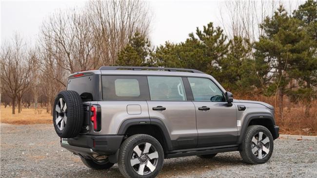 ​增程硬派SUV真香？BJ40如何拿捏换购用户