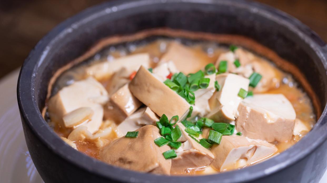 烧饼铺的隐藏王者，紫菜豆腐砂锅鲜到跺脚