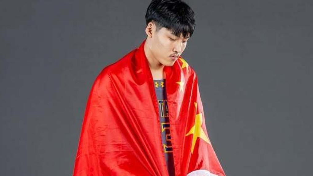 留洋球员四人全部得分上双，郇斯楠兄弟德比看点十足！