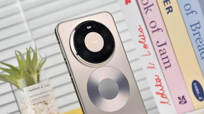 旗舰散热彻底变天！华为新旗舰装上了内置风扇，性能暴涨45%