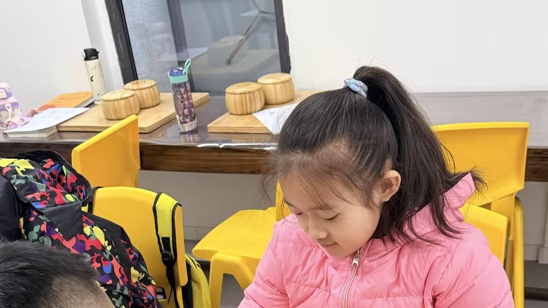 围棋入门必看：先学“吃子”还是先学“布局”？