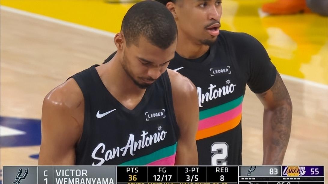 26分钟轰40+12！文班亚马暴打湖人，小将18分钟6犯，网友：洋悍僧