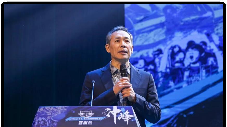 许指导辛苦了！李楠担任首钢新主帅 赵睿态度非争冠唯一障碍