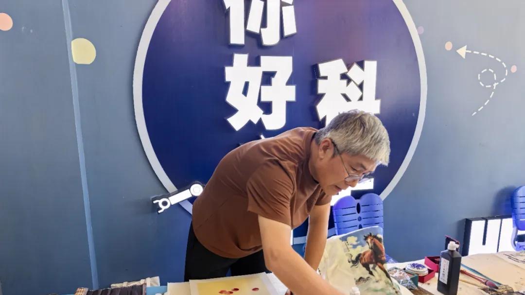 江苏省红研会、江苏省中国画学会等单位赴盱眙黄花塘革命老区开展活动