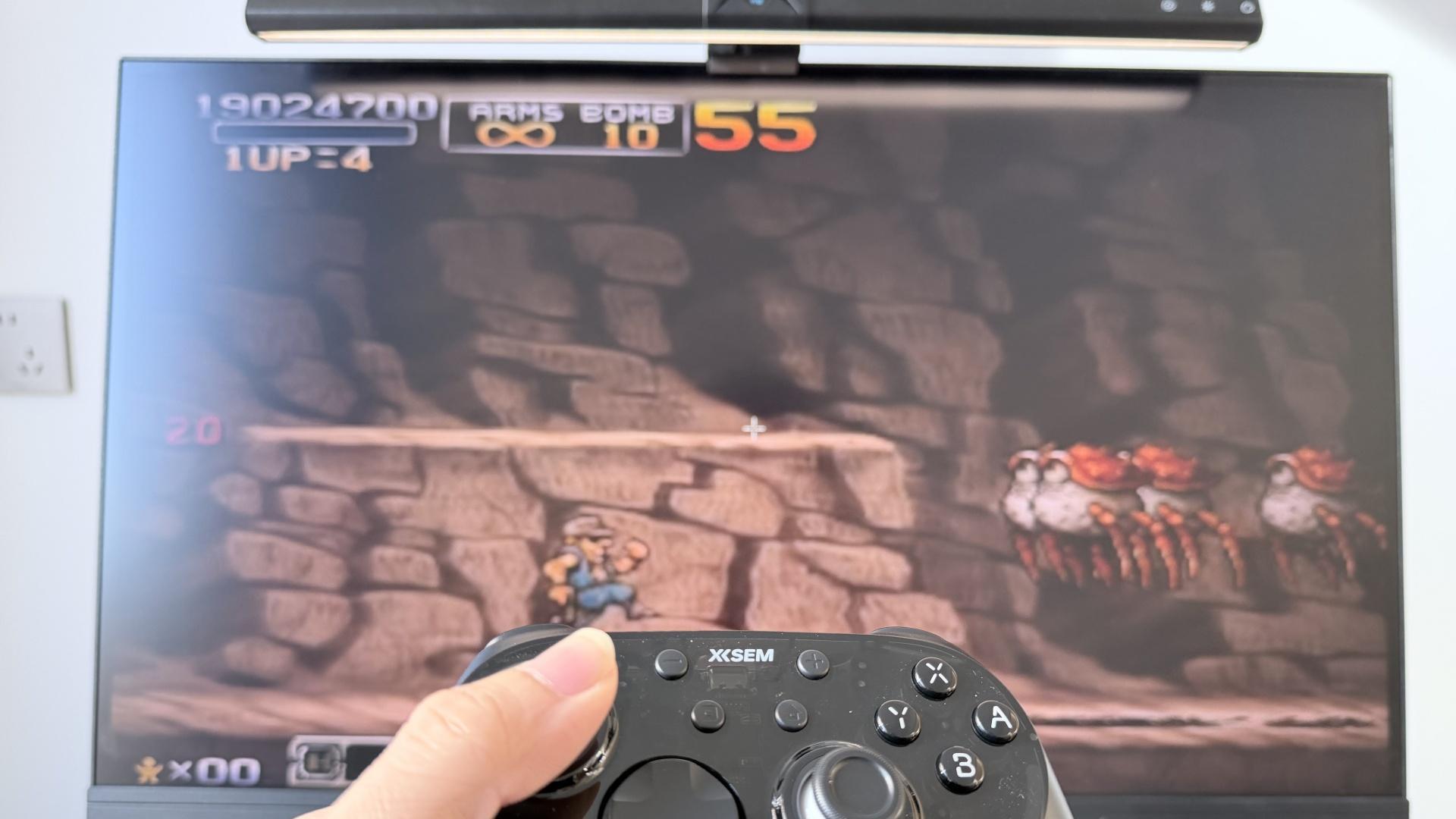 百元价位的电竞惊喜！西圣 GC1 游戏手柄：精准操控与沉浸体验