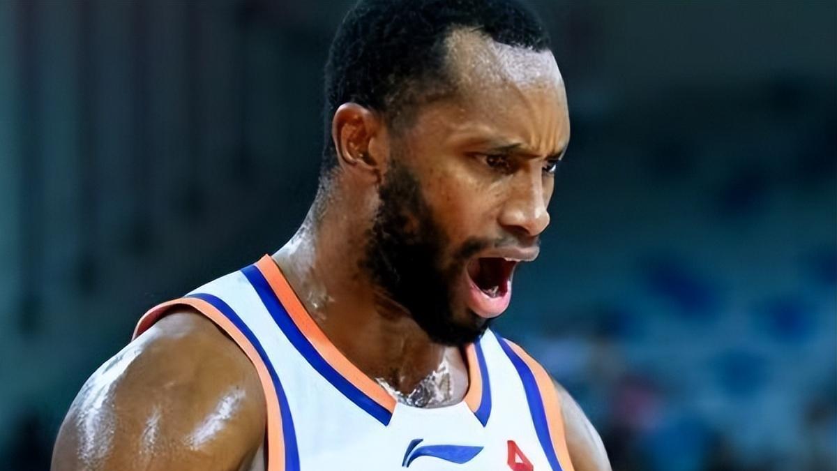 CBA最新积分榜：上海大胜30分，辽宁79-84山东3连败，广州第11