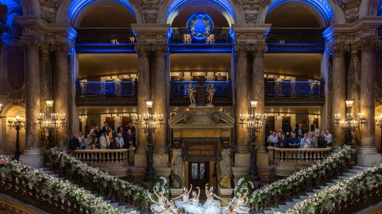 腾势把发布会放在巴黎歌剧院！