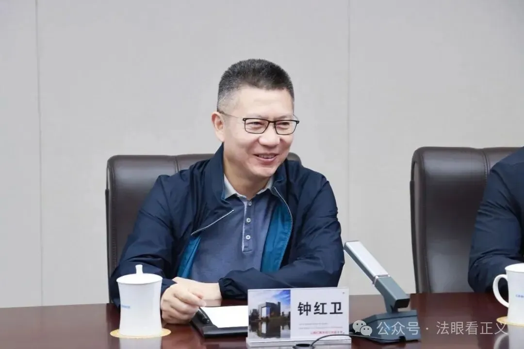 在四川省委专项巡视成都天府新区后，两任天府新区投资集团董事长同日官宣落马