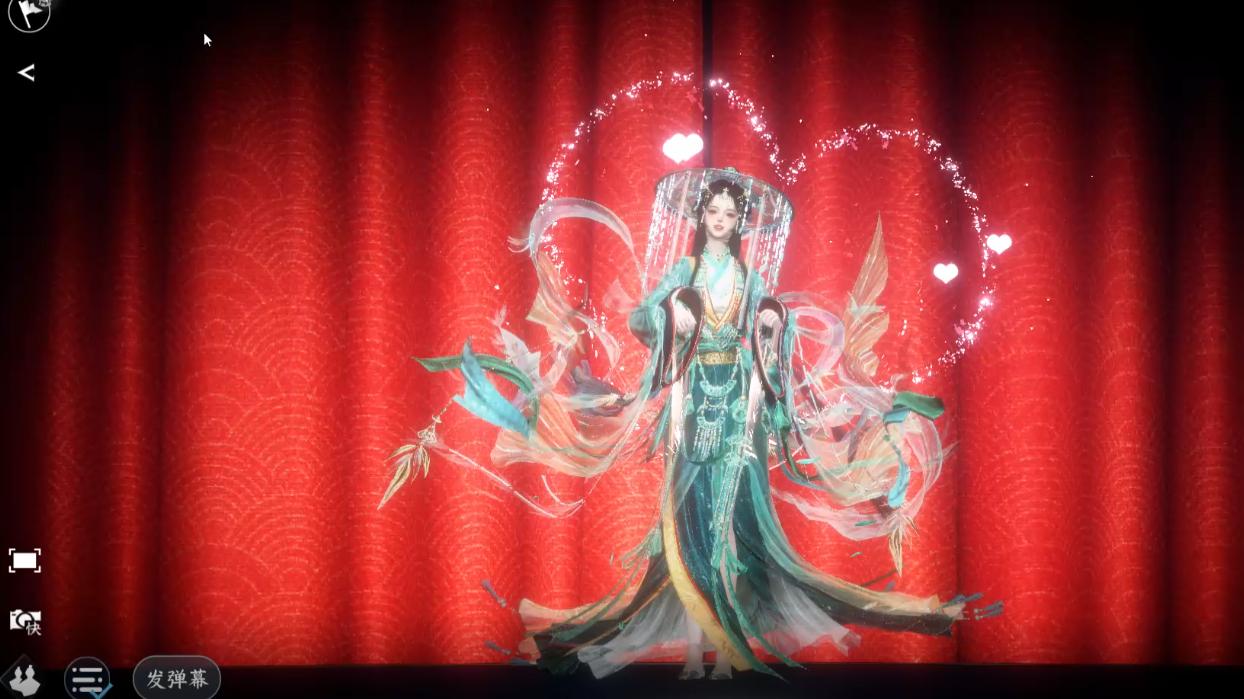 跨年晚会现场突现00后狂奔，高呼“爱你老己”甩保安十条街