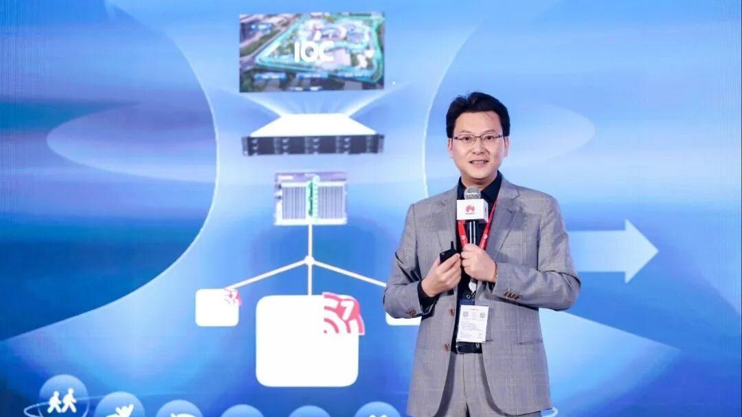 “光智共融”：华为光产业如何踩准AI落地新风口？