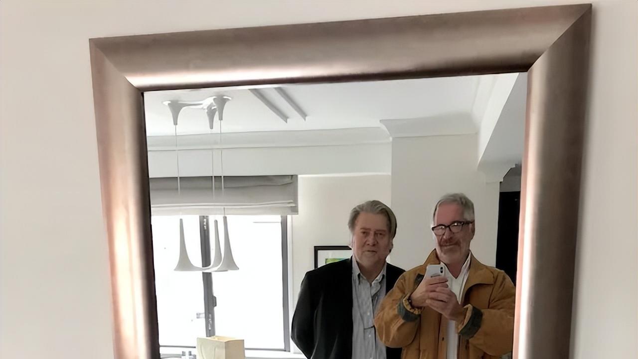 马斯克转发，爱泼斯坦曾用《魔兽世界》洗钱，这事儿是真的吗？