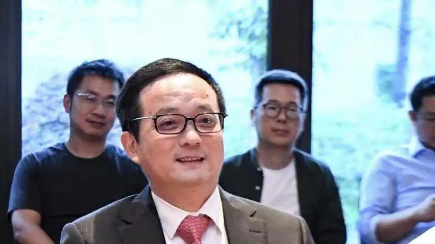 TP-Link创始人赵建军申请特朗普金卡