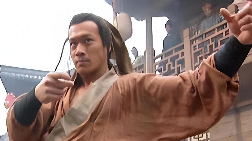 宋江死后，武松走出六和寺，留下5个后人：1大侠，2草包，2小人