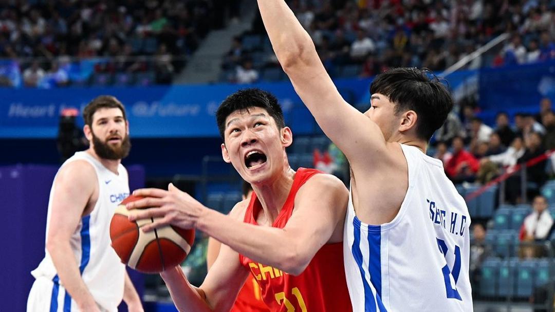 26分大逆转！中国男篮险胜台北迎2连胜，胡金秋两战35+18，张镇麟2分遭弃用