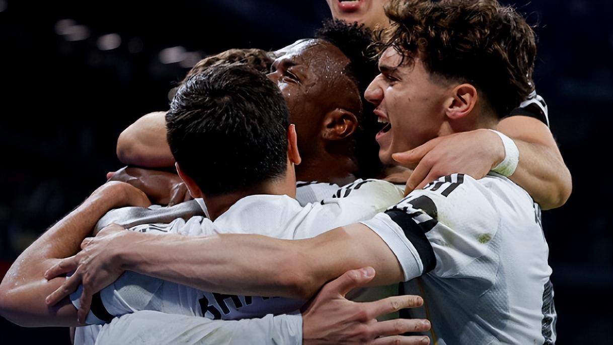 国际比赛日后皇马迎魔鬼赛程，十人逆转马竞双核建功，西甲可争冠