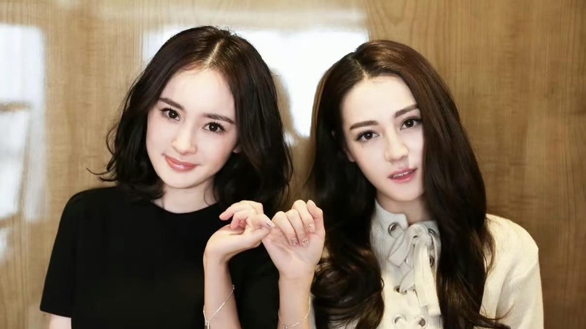 杨幂连续6年给热巴庆生，评论区一句“想你”炸上热搜，这才是真闺蜜！