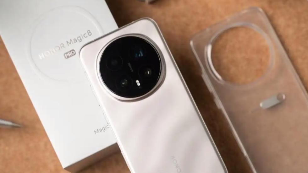 荣耀“发飙了”，16GB+512GB跳水1401元，双3D解锁+2亿长焦