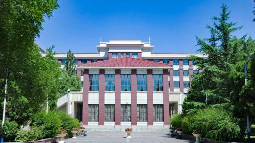 兰州交通大学轨道交通类专业怎么样？同城两所理工最低录取分差不多，一旦选错就业差距就拉开了