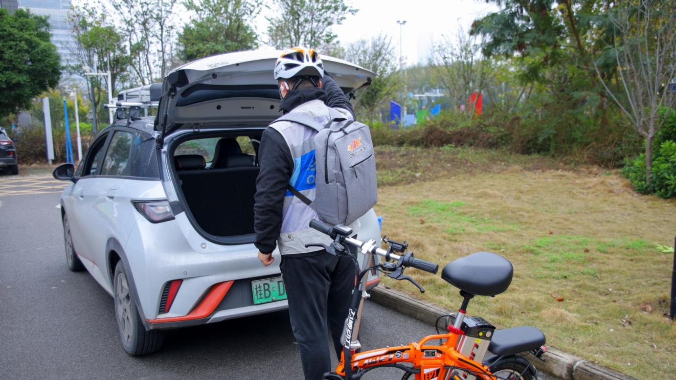 车辆年检避坑指南：找对代检少跑腿