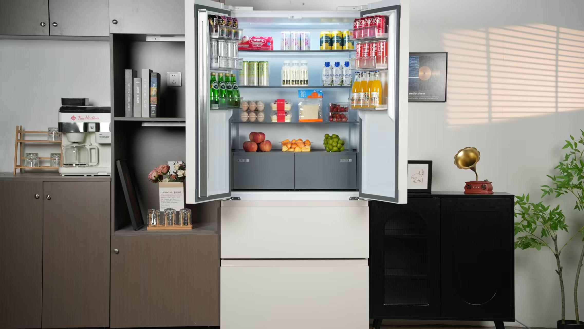 2026春节家电焕新首选 TCL双磁鲜冰箱解锁冰箱保鲜新体验