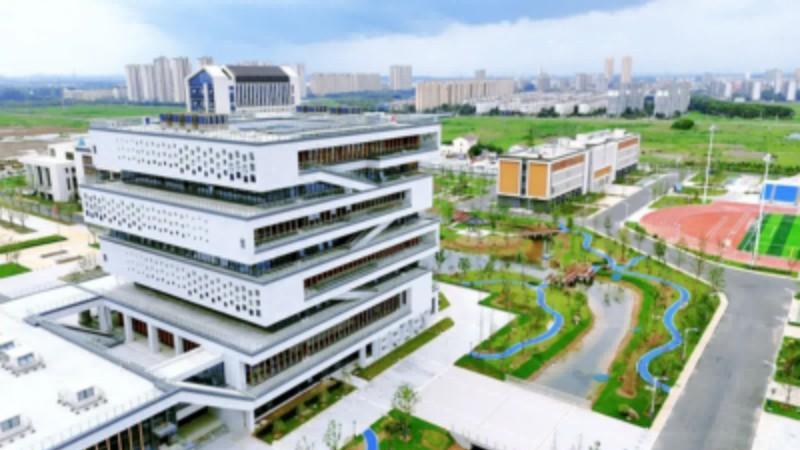 江南大学，算不算顶尖211？综合排名它或许不够惊艳，但食品与轻工两大王牌全球顶尖，这才是被低估的王者