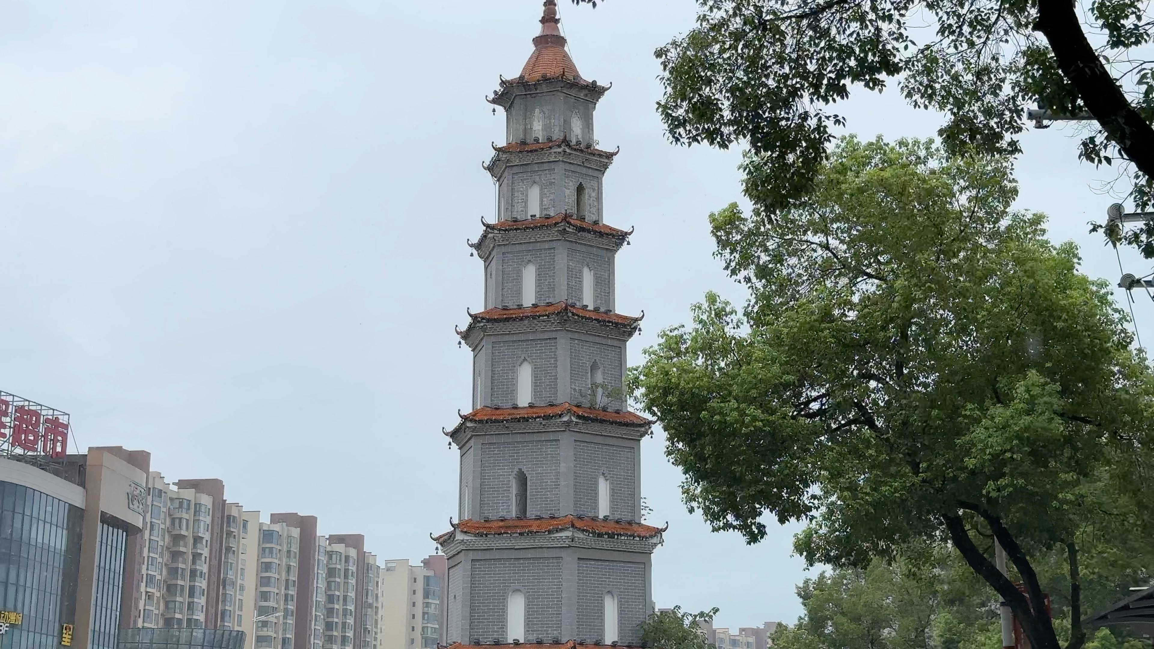 万载城市精神之一——文明、康乐