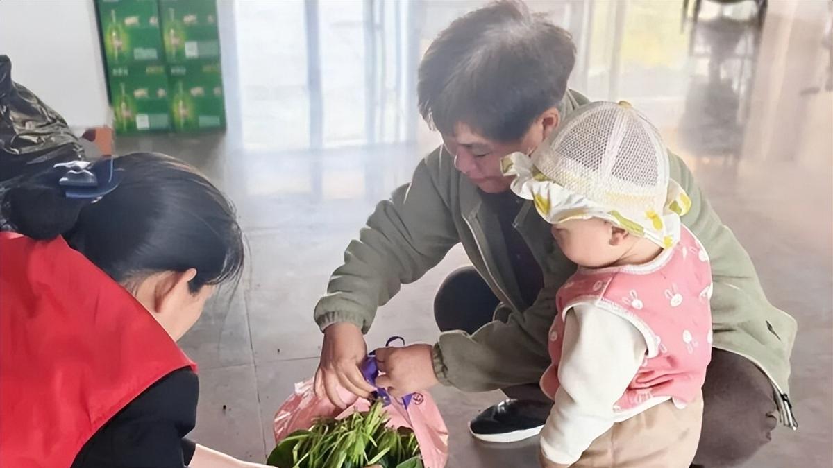 温暖菜篮 情暖社区 | 碧桂园服务潍坊西大项目开展爱心助农行动