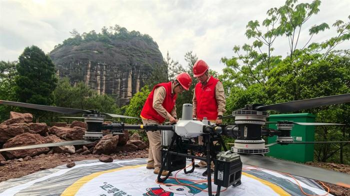 聚力“双满意” 架好连心桥