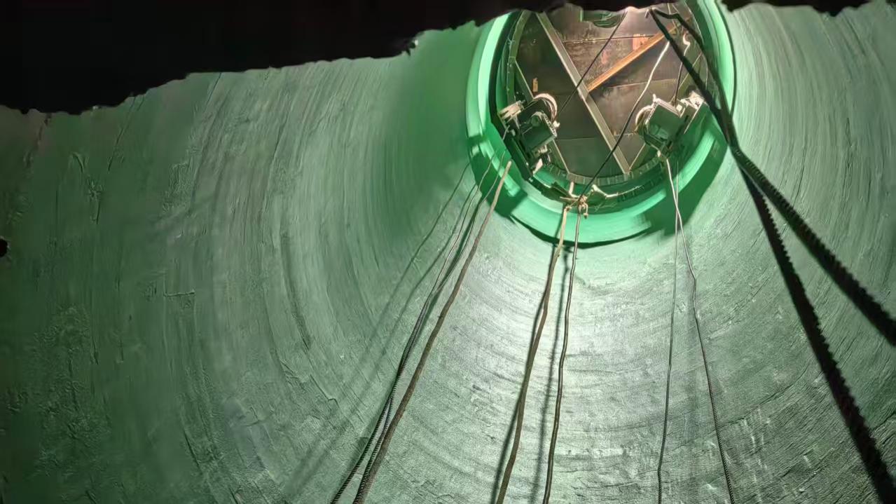 萍乡中节能烟囱内壁玻璃鳞片防腐项目圆满竣工