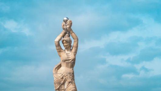 渔女献珠，情侣路与日月贝共绘的滨海长卷